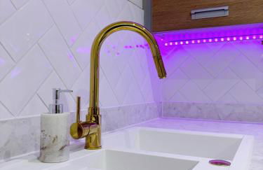 Luxury 2 bedroom Leeds City Apartment with Free parking & Jacuzzi bath - Foto 27