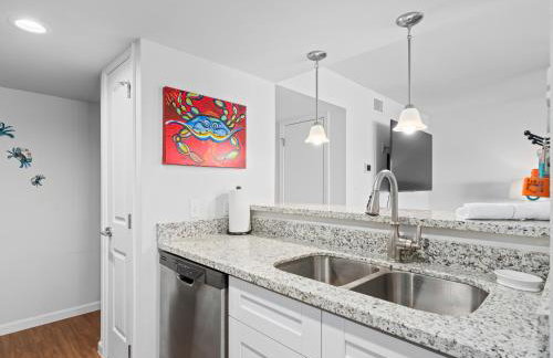 Bay Breeze Bungalow by Miss Kitty’s - Foto 32