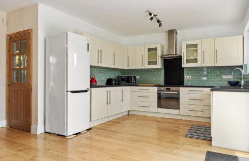 Urshalim - a beautifully positioned bungalow with open plan living - Foto 20