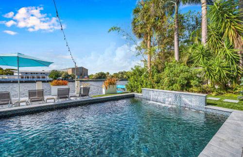 The Modern Castle Canal View Access Rooftop Living Greenhouse VlLLAS - Foto 29