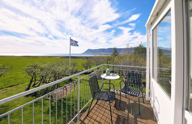 Kidafell Farmhouse - Photo 33