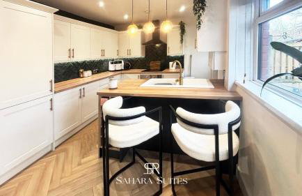 Stylish 2-BR Home sleeps 4 - Contractor & Family - Parking - Foto 2