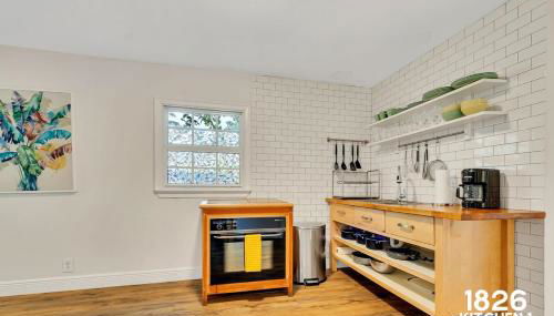 3 Home 12 bedroom compound with Pool and BBQ sleeps 24 - Foto 5