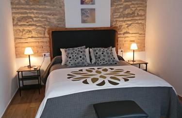 Entre patios y flores - Foto 1