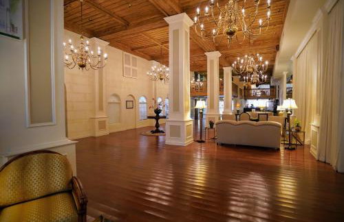 Palm Beach Hotel Petite Retreat 2 blocks to beach!! Historic Landmark - Photo 18