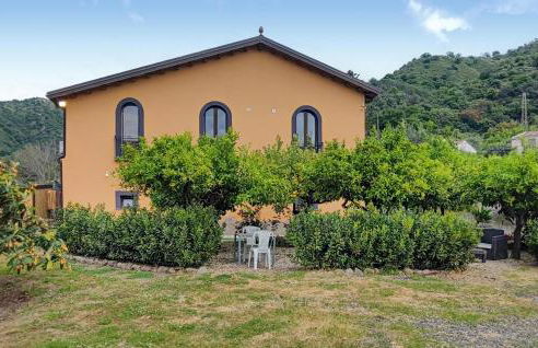 Gorgeous Home In Motta Camastra - Foto 1