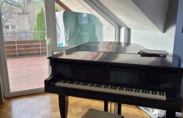 Großes Haus mit Garten, Sauna, Flügel, Kamin uvm - Photo 13