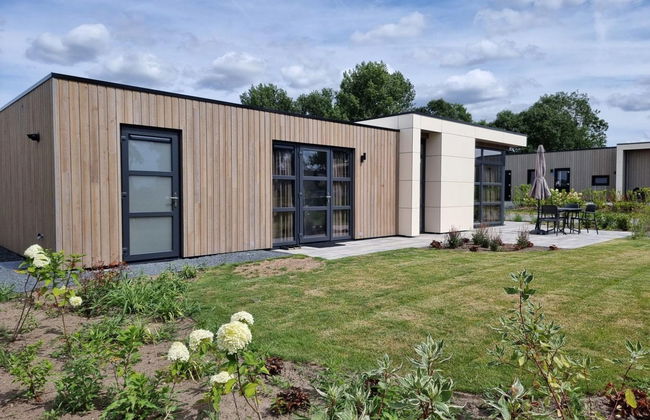 2 bedroom House in Biddinghuizen with swimming pool and terrace - Photo 11