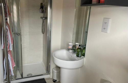 Home from home midlands - Photo 11