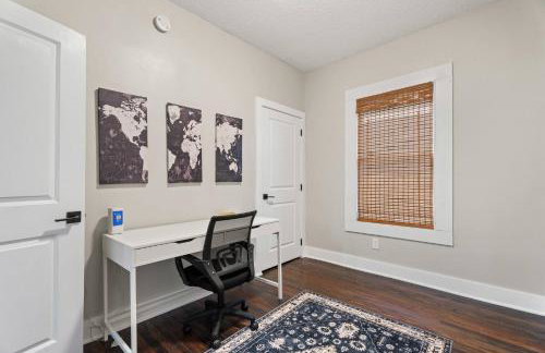 Historic 4BR Home centrally located in Riverside. - Foto 8