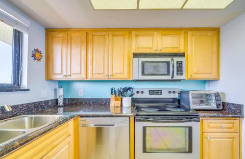 Pool and Beach Access Waterfront Hudson Condo! - Foto 10