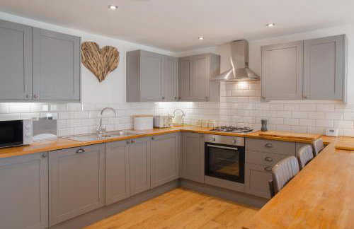 Beautiful Barn Conversion - Orchard Escape for 12! - Foto 73