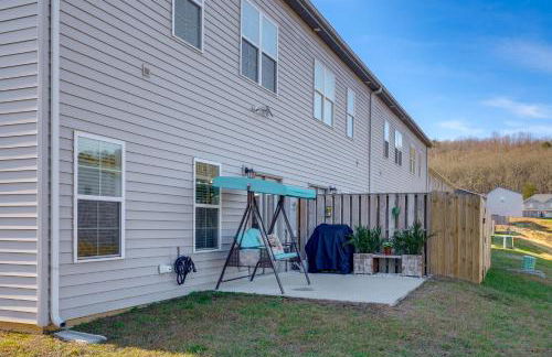 4 Mi to Lee University Peaceful Townhome with Patio - Foto 1