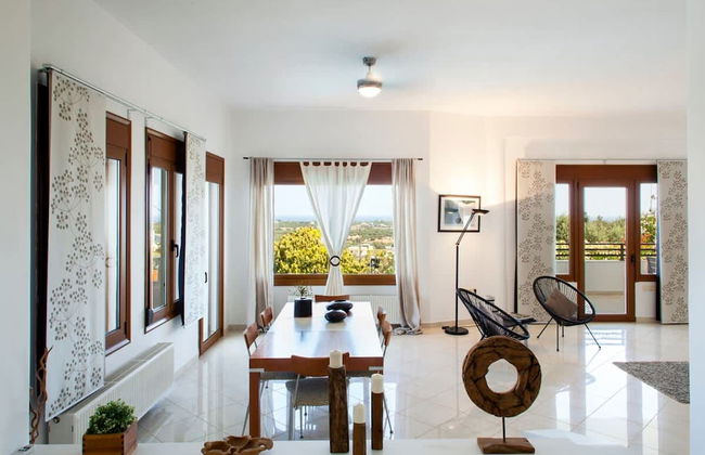 Artemis Spacious Luxury Villa With XL Private Pool - Foto 3