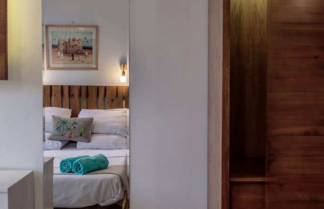 Xuru Stays I Jacuzzi Studio @ The Pyramids Free Airport Pickup - Foto 6