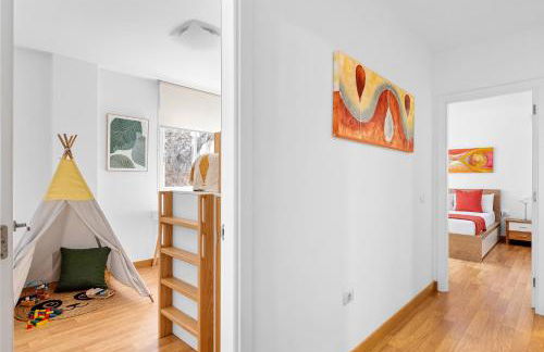 Frontline Beach Apt with Terrace - Foto 45