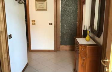 Villetta con taverna, palestra, lavanderia, giardino - Foto 14