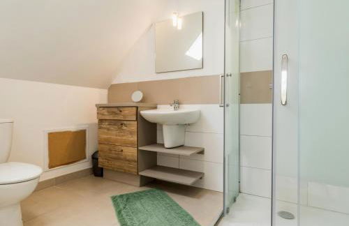 Maison récente à 200 m de la plage avec jardin clos, terrasse, vélos et wifi à Mesquer - FR-1-306-1265 - Foto 11