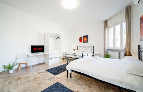 Milano Malpensa 5' - FreePark, Wifi, AC - 3 Suite - Foto 20