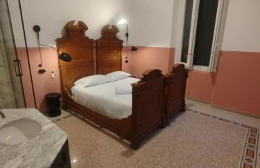 HERITAGE HOUSE City Center -ENTIRE APARTMENT- - Foto 15