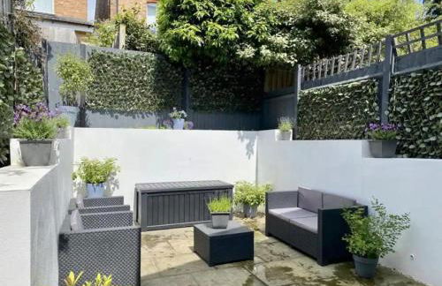 Pass the Keys Luxury 2 Bedroom Townhouse in Central St Albans - Photo 8