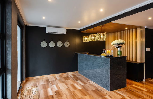 Bedfordview Hotel & Apartments - Photo 2