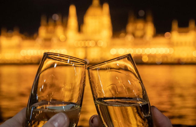 Cruzeiro com espetáculo folclórico - Foto 1