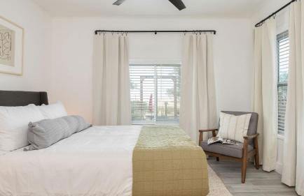 Boho Joshua Tree Escape w/ Firepit, Courtyard & Epic Views Asteroid by Avantstay - Foto 34