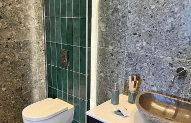 Cora May Central Villa with private pool 200m to the beach - Foto 30