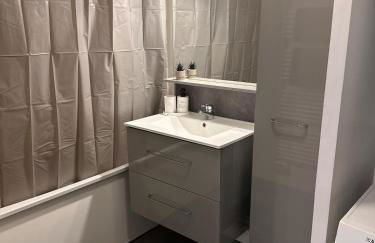 Appartement cosy au cœur du Jura avec place de parking privative - Foto 15