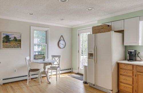 Coastal Retreat with Large Yard Less Than 1 Mi to Dtwn Saco! - Photo 4