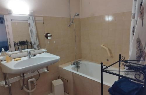 Studio avec belle vue proche du lac Genin Echallon - Photo 9