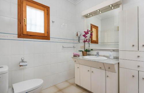 Villa Escudero - Plusholidays - Photo 23