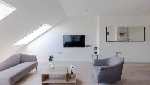 Soho 2-Bed Penthouse - AC - Sleeps 6 - Photo 3
