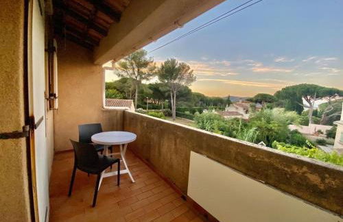 SM077 Sainte Maxime La Nartelle-Soleil d'or jusqu'à 4 pers - Foto 1