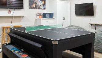 Family Home with Pool, Game Room, and Grill Near Disney - Foto 3