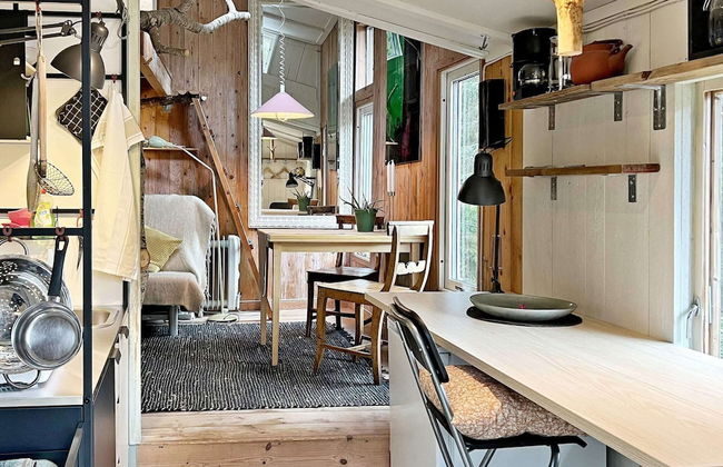 2 Person Holiday Home in Ingaro - Foto 1