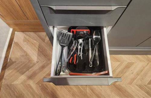 # Studio Lux'Urbano Design Premium - Cama Queen - Foto 20