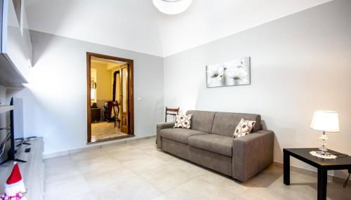 Etna Sunshine Apartments - Photo 1