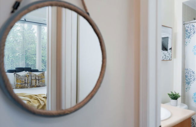 Cozy 1 Bedroom Townhouse - Foto 6