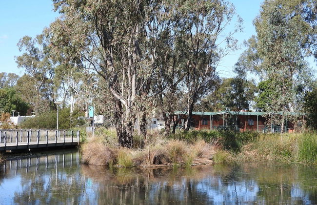 Victoria Lake Holiday Park - Photo 8