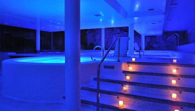 Vasca idromassaggio del Balneario La Hermida