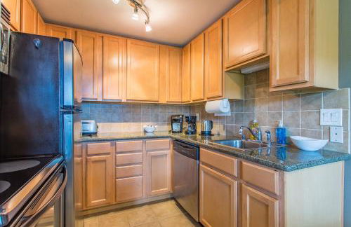 Bay View, Best Area, No Stairs, WD, 2 Baths, 2 Bedrooms, Balcony, View, 925sf - Foto 4