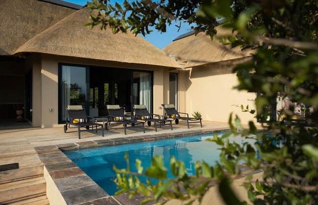 Villa Uthando Stylish Brand new Villa With Amazing Views - Photo 36