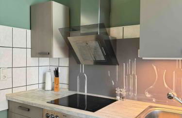 CLS Große City Altbau Wohnung für 4 Personen mit XXL Dusche, neues Bad, Dielen, Schlafsofa 160x200 mit 20cm Matratze, Smart TV & schnellem WLAN in Hildesheim Ost, Nespresso Maschine inklusive Kapseln, Nähe HAWK, Uni, Bosch, Ostbahnhof, A7 - Foto 12