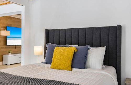 Spacious Miami Home with Private Pool & Parking - Foto 13