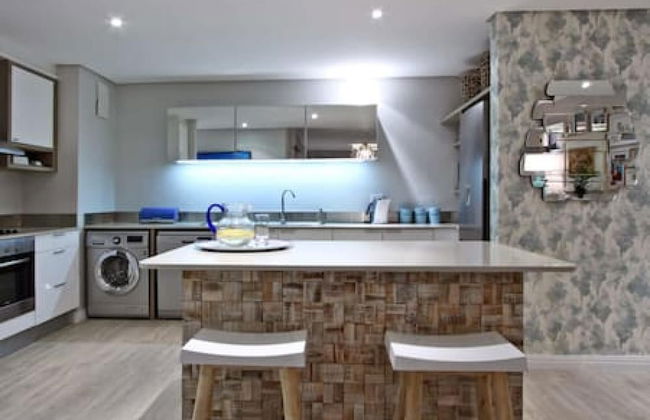 Incredible Clifton Apartment w 180 Sea Views Dunmore Blue - Foto 10