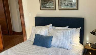 The Parsonage of Marshall-4BR 2BA Entire House - Foto 5