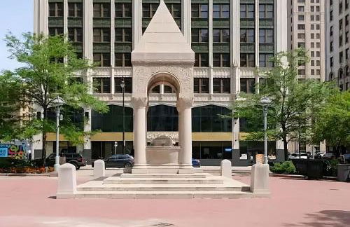 Perfect 1BR In Prime Location & View of Stadiums - Photo 28