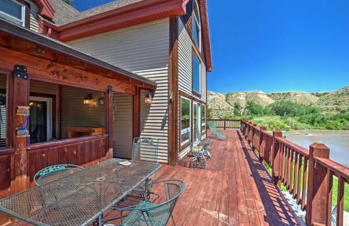 Stunning Silesia Home Furnished Deck and River View - Foto 1